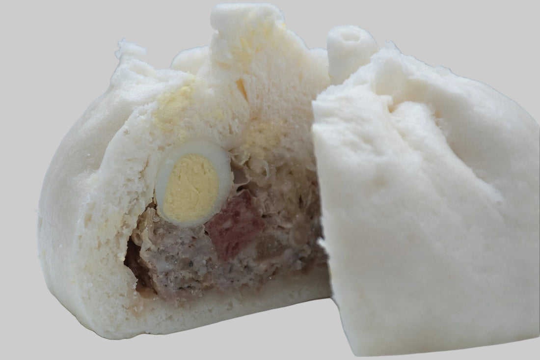 Big Handmade Steamed Pork Bao With Mushroom, Quail Egg And Sausage 300G
